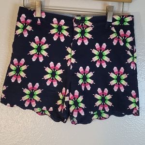 Crown & Ivy Scallop Hem Shorts